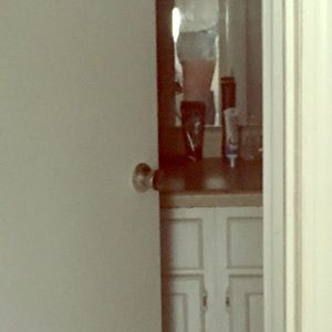 FOREVER 21 / SIZE 6 /. 6 BUTTONS/ HIGH WAISTED/